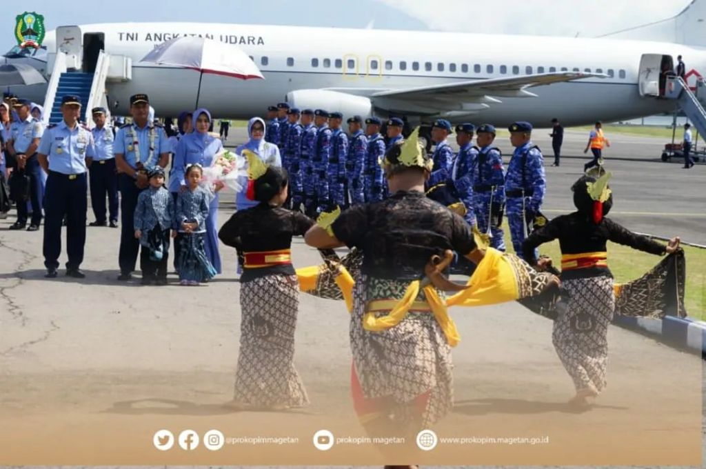 Pj Bupati Magetan Sambut Kedatangan KASAU di Lanud Iswahjudi – Dinas Komunikasi dan Informatika Kab.&nbsp;Magetan