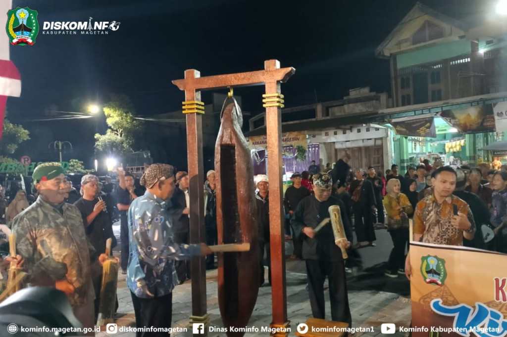 Kirab Thek Thur Meriahkan Bersih Desa Kebonagung – Dinas Komunikasi dan Informatika Kab.&nbsp;Magetan